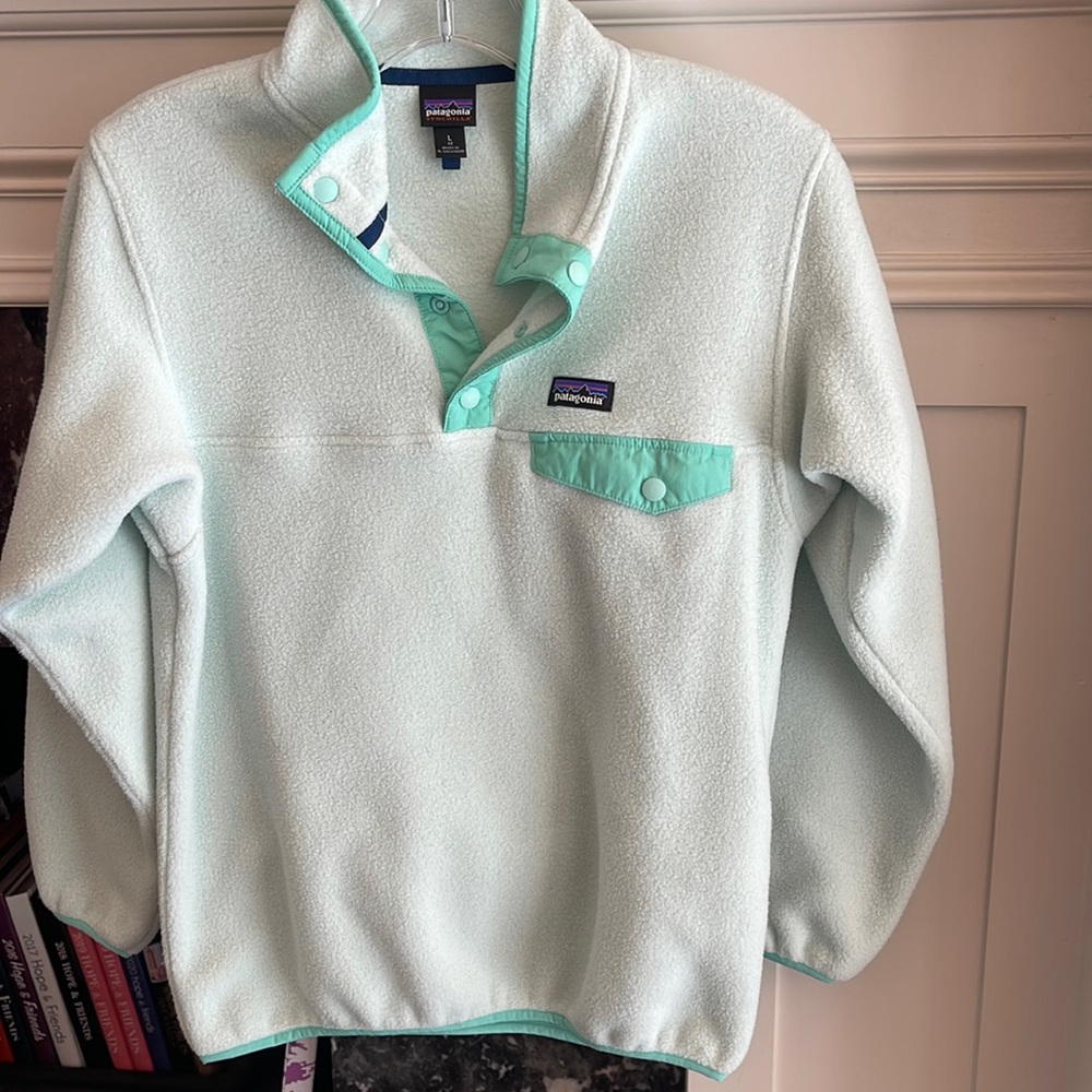 Patagonia size 12 fleece pullover